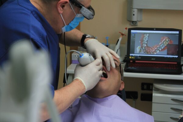 Emergency Dental Care in Lansdowne, Sterling, Ashburn, and Leesburg, VA
