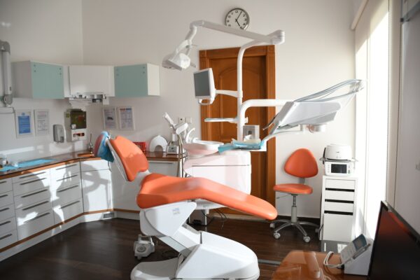 Best Dental Clinic in Ashburn, Leesburg, Sterling, and Lansdowne, VA