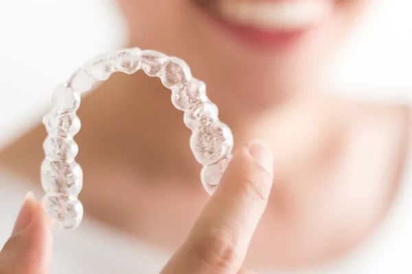 How to Maintain Oral Hygiene with Invisalign?