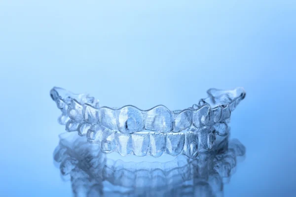 How to Keep Invisalign from Smelling?