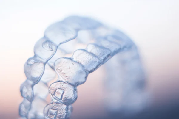 How to Handle Invisalign Yellowing Issues?